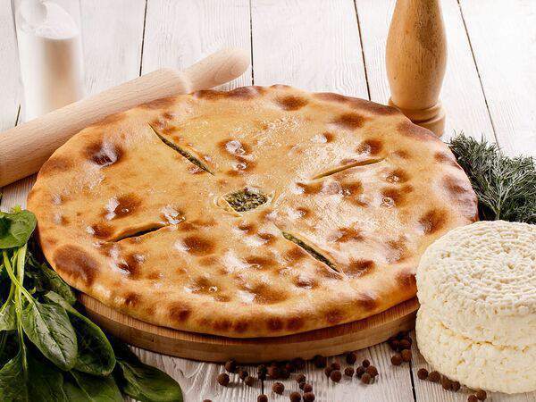 Кафе Кухня - Осетинский пирог сыр-шпинат