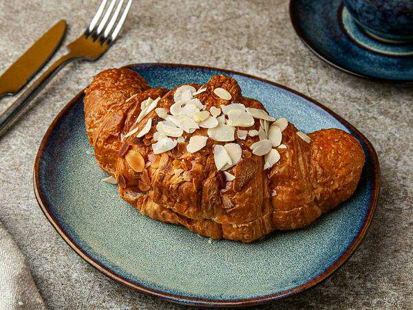 Nova Coffee - Круассан Миндальный