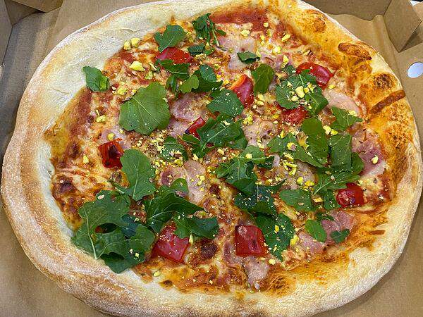 Falcone - Пицца с беконом и болгарским перцем