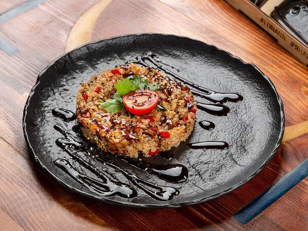 Luna lounge - Рис Тяхан с овощами