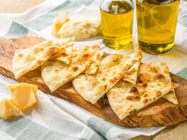 Ресторан Карбонара - Фокачча с пармезаном