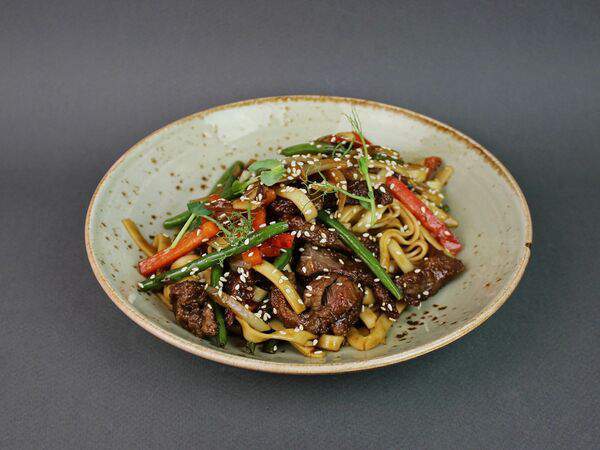 Бар Сплетни - Лапша Говядина в устричном соусе