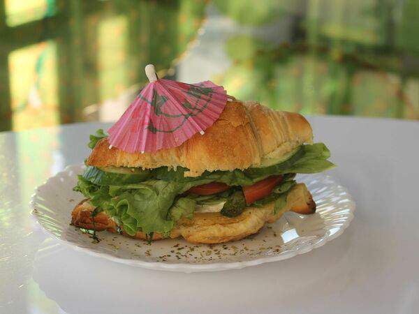 Cactus - Круассан овощной микс