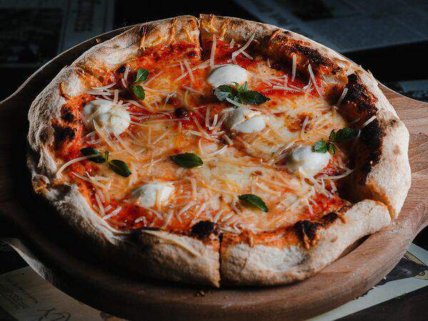 Нуар хаус - Пицца Маргарита