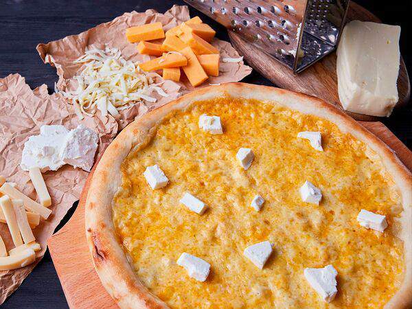 Пицца №1 - Пицца Четыре сыра