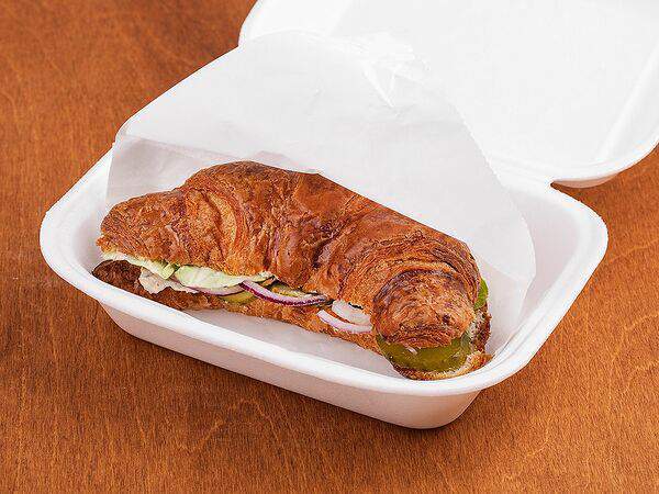 Территория кофе - Круассан с тунцом