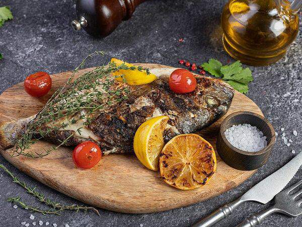 Гриль клуб - Дорадо на гриле