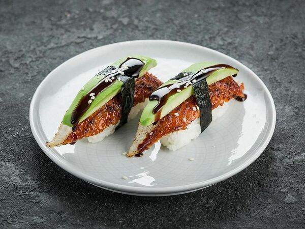 Takeru - Суши с угрем и авокадо