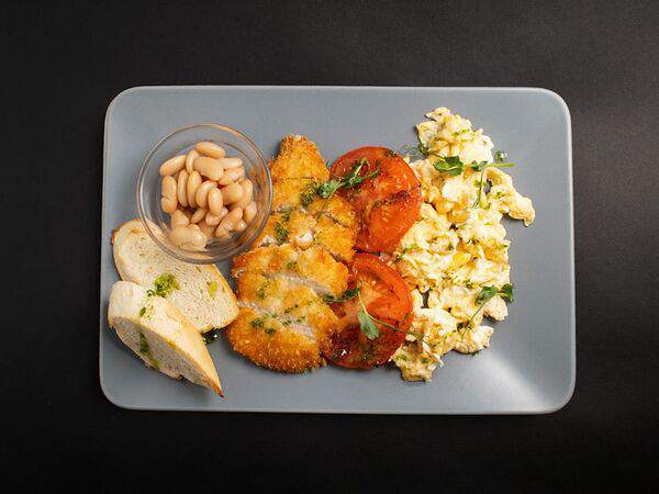 Under Bar - Скрембл с куриным шницелем