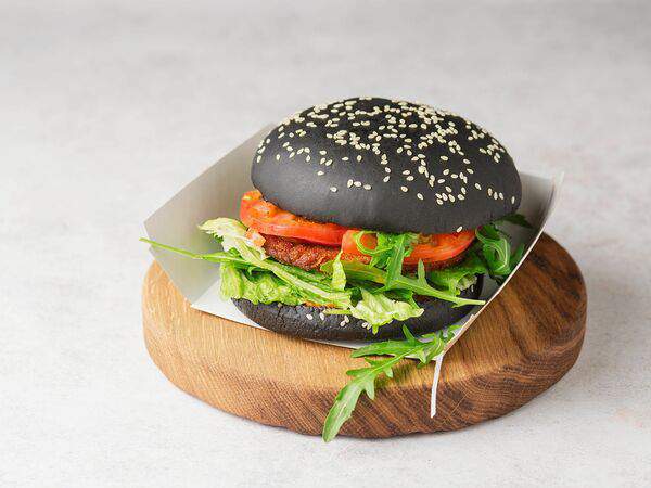 Веган великан - Black Бургер с NoМясо