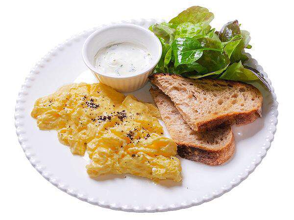 Кафе де Cалют - Завтрак Скрембл