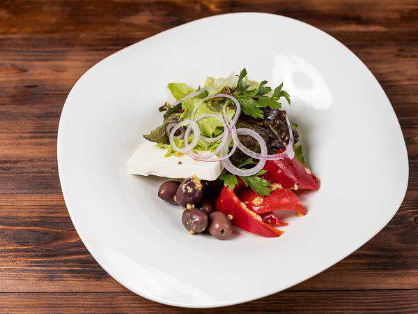 Трактир Колесо на Спасской - Свежие овощи По-гречески