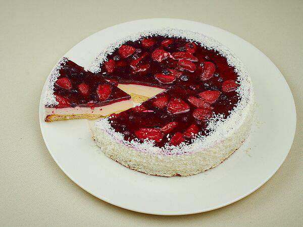 Ля Галетт - Девонширский творожный торт с лесными ягодами