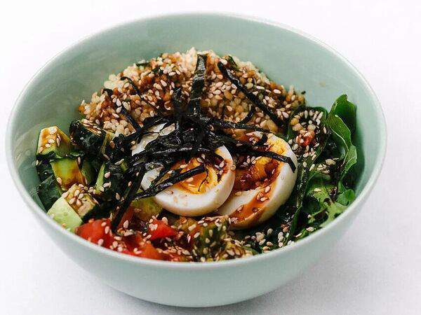 Brioche - Боул овощной с яйцом