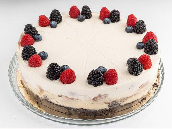 Udcкафе Upside Down Cake - Фирменный торт Udc