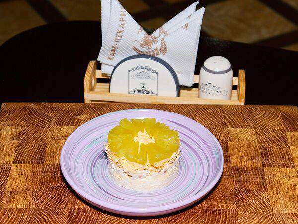 Кафе пекарня - С ананасом и курицей