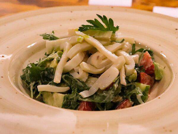 Dorada Rada - Салат с кальмаром