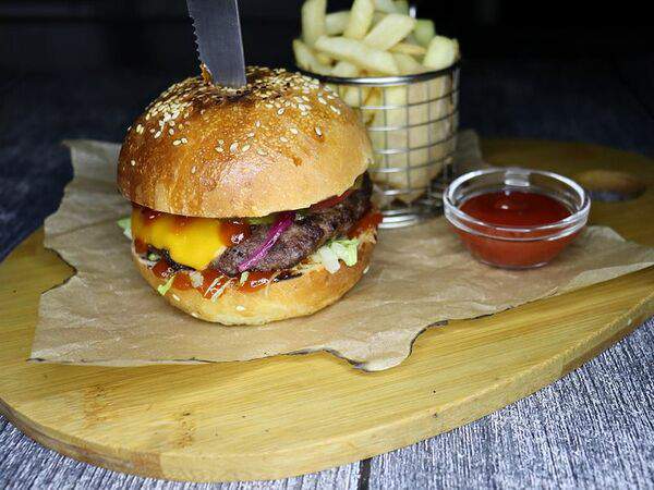 Bretzel - Чикенбургер