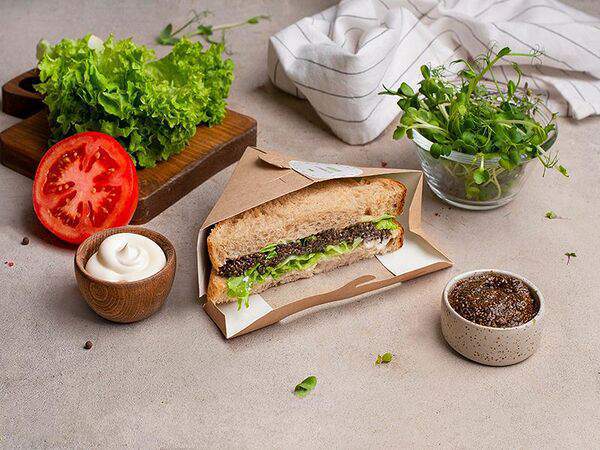 Душевная кухня - Сэндвич с чиа и черной икрой