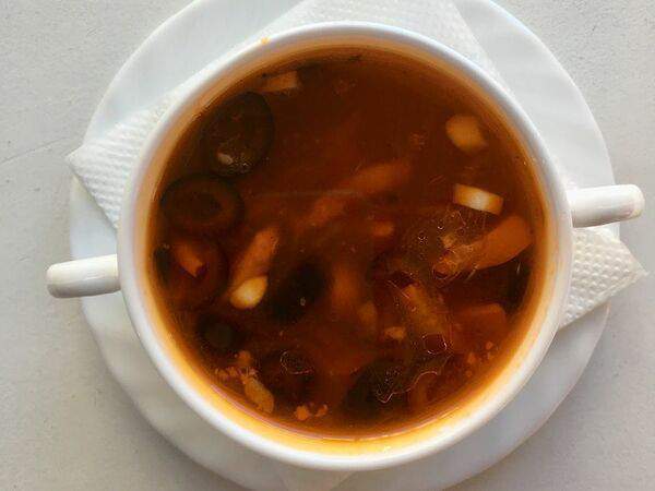 Hot dog house - Солянка сборная мясная