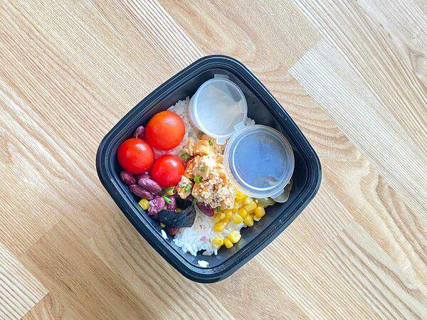 Даблби - Поке с курицей терияки