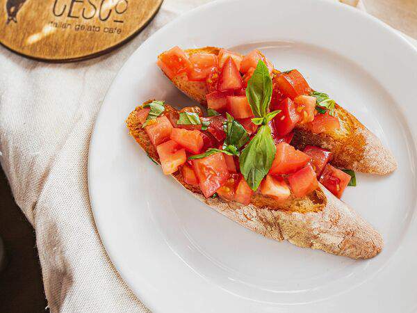 Франческо - Брускетта с томатами