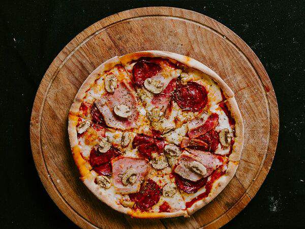 Local pizza - Супер Мясной удар