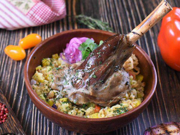 Cernovar - Баранья голяшка с булгуром и овощами