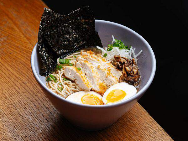 Ronny - Рамен с хрустящим цыпленком