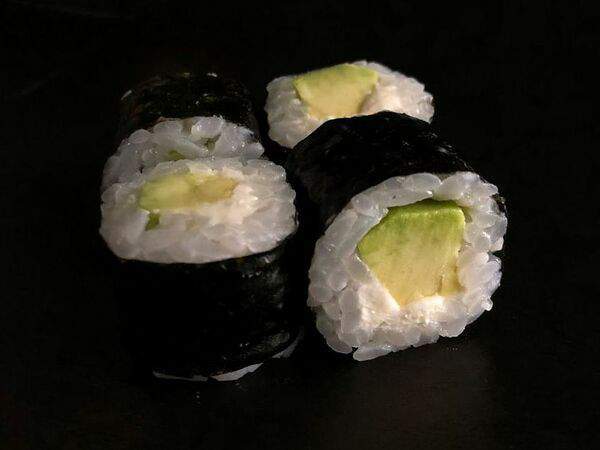 Mushu - Ролл Филадельфия Авокадо