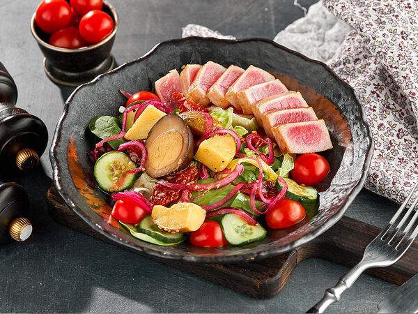 Hardy bar - Салат с розовым тунцом