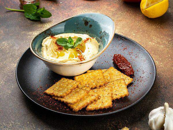 Лаунж кафе Бакшиш - Хумус