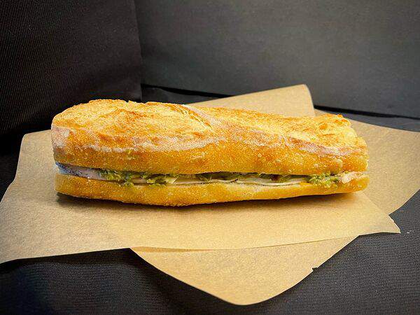 Кекс - Сэндвич с куриным филе и гуакамоле