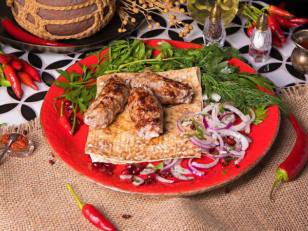 Загляни генацвале - Люля-кебаб из свинины и говядины