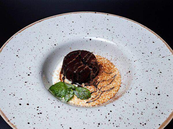 Mr. Fox - Шоколадный флан cо сливочно-ванильным соусом