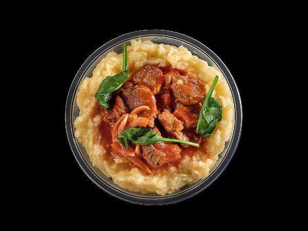 Eattery - Гуляш из говядины с картофельным пюре