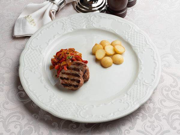 1913 год - Телячьи стейки по-Петербургски