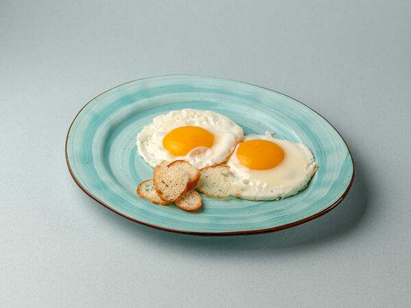 Гурман Булкинъ - Яичница глазунья из двух яиц