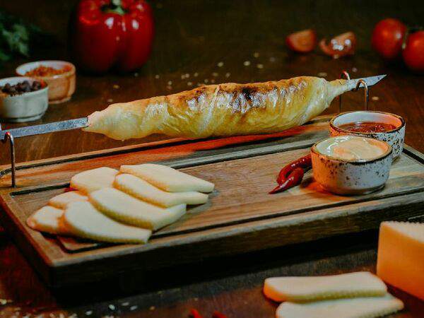 Мама Грузия - Сулугуни на вертеле