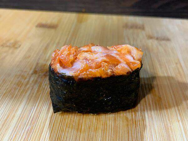 Ken Guru Food - Суши сяке спайси