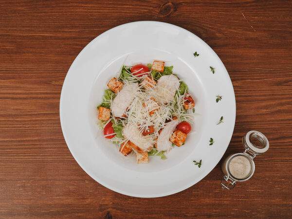 Такаши - Салат Цезарь с курицей