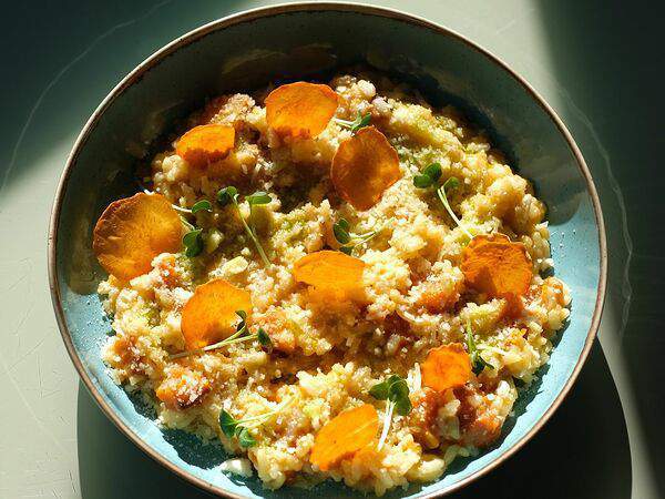 Гранат - Тыквенный ризотто с чипсами из батата