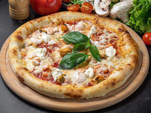 Yoshi Sushi & Mulino Pizza - Пицца Фрутти ди Марэ