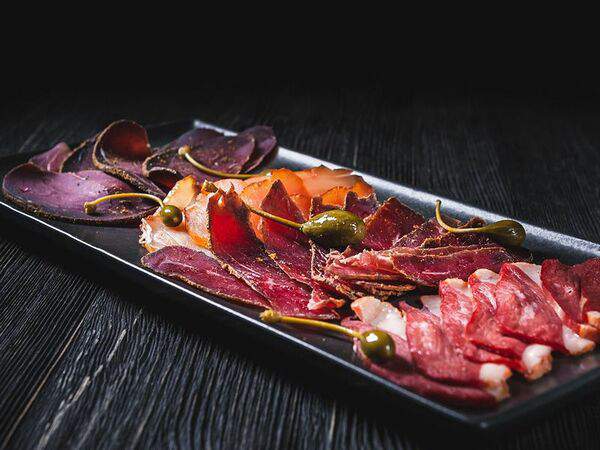 BUNKER - Сыровяленое мясо