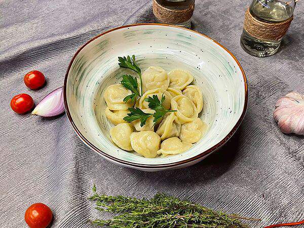 Black wood lounge bar - Пельмешки северные куриные