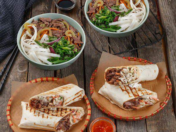 Дед Хо - Набор №17: лапша с говядиной (2 шт.), шаверма с говядиной (2 шт.)