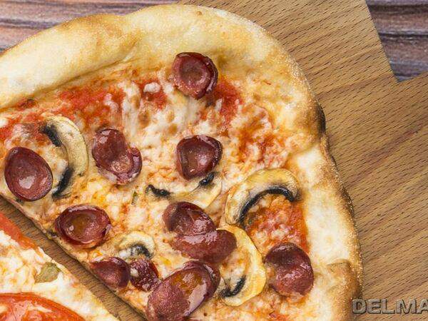 Кофейня №1 - Пицца с охотничьими колбасками и грибами с соусом BBQ 23 см