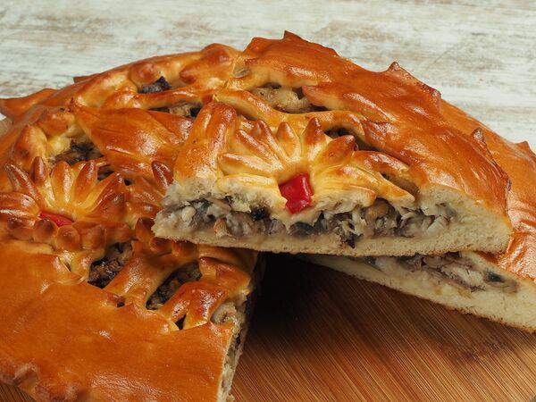 Кондитерская Раут - Пирог с курицей и грибами