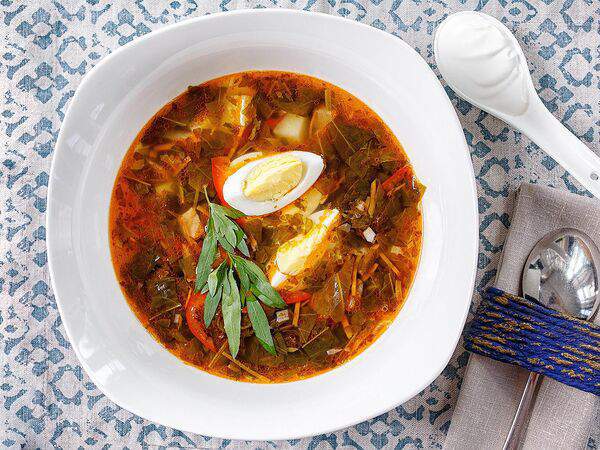 Familia - Борщ с говядиной и щавелем