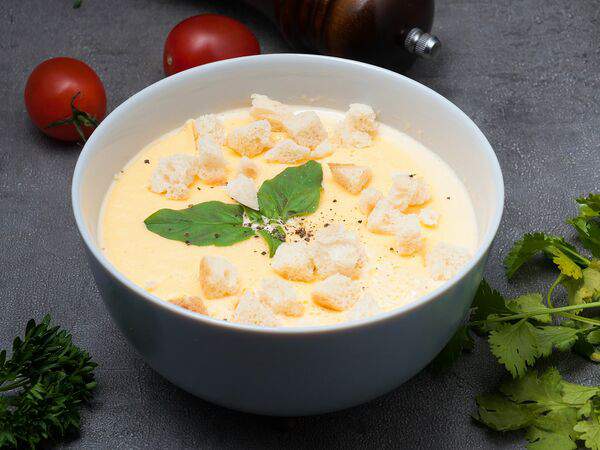 Мясо на углях - Крем-суп сырный